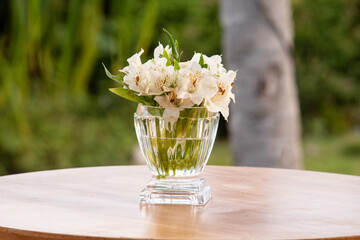 bouquet of white flowers, bouquet of flowers, table decorated with flowers
