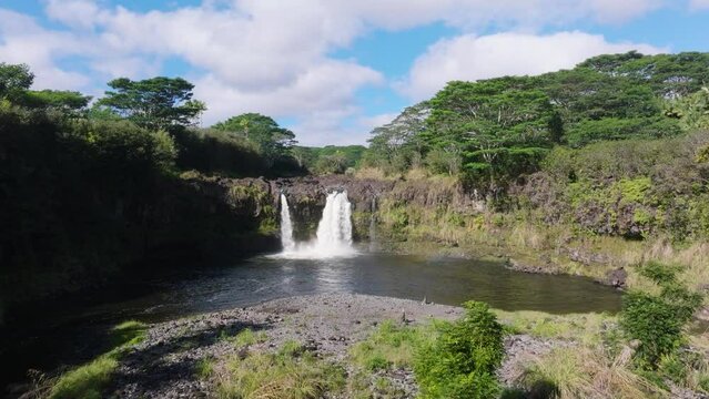 waterfall in Hawaii 