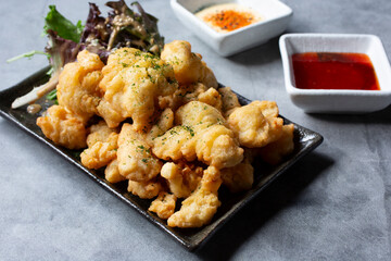 A view of a plate of chicken karaage.