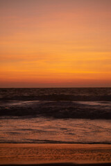 atardecer en la playa 