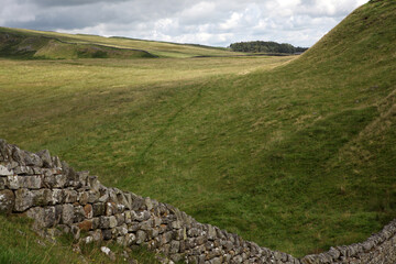 Along the Hadrian's wall between Twice Brewed and Chollerford - Northumberland - England - UK © Collpicto