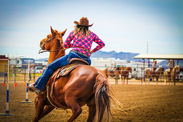 Cowgirl Barrell Racing in Rodeo