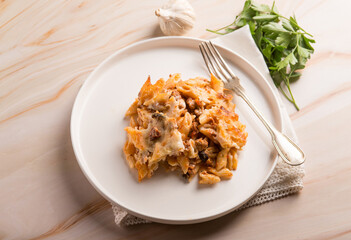 oven pasta with ragout sausage and mushroom