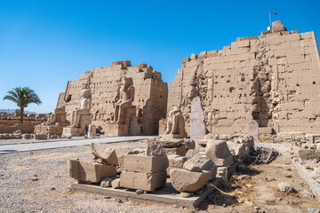 Karnak, Great Temple of Thebes, hypostyle hall of papyri, columns, ancient Egypt