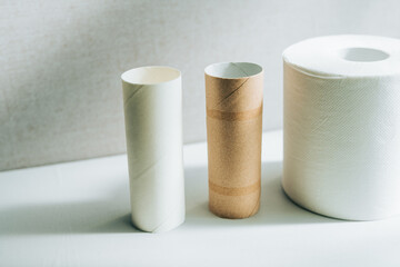 トイレットペーパーと芯2本