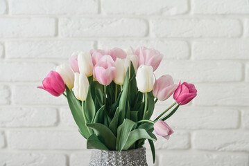 Bouquet of pink and white tulips in vase - 771491411