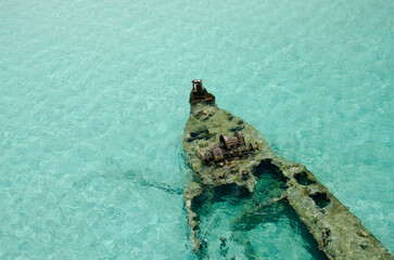 Sunken ship at the reef in Kuna Yala. San Blas archipelago, Caribbean, Panama, Central America.