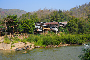 Fototapeta na wymiar Huay Pu Keng long-neck Kayan village built on the banks of the Pai River in the Mae Hong Son province in the northwest of Thailand, close to the Burma border