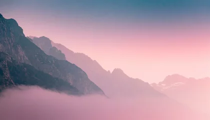 Deurstickers ピンクのモヤがかかった幻想的な山 © nao