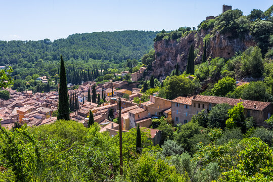village troglodyte de Cotignac