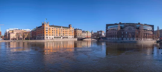 Fototapete Rund Panorama. The Rosenbad house, Prime Minister's Office, houses, offices church and The Parliament House in Stockholm a sunny spring day © Hans Baath