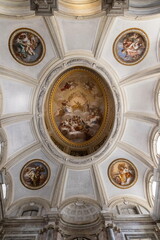 Palazzo Reale di Caserta dipinti sulla volta ellittica