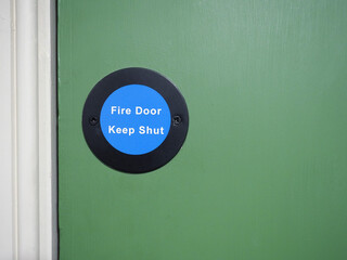 fire door keep shut sign - 772142854