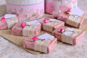 Wedding favors pink handmade soaps shabby chic decoration small guest gifts with burlap and roses...