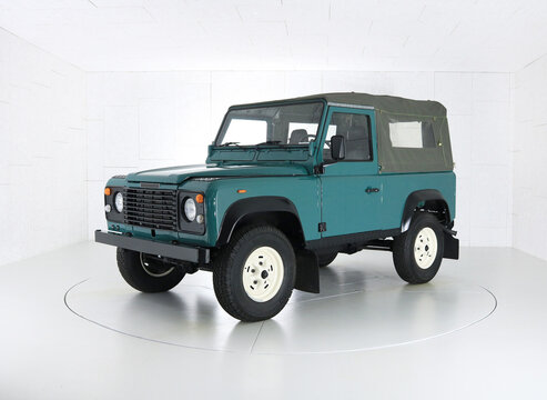 alter Gel&auml;ndewagen