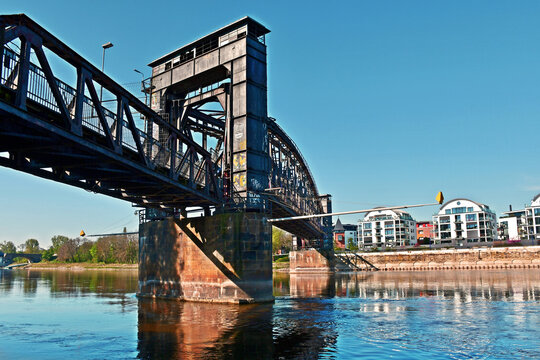 Hubbr&uuml;cke Magdeburg