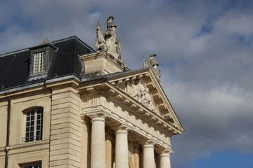 Fototapeta na wymiar Dijon : Palais des Ducs et des États de Bourgogne (aile orientale de biais)