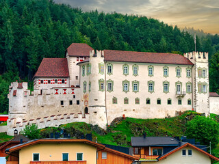 Casteldarne Castle Chienes Val pusteria Italy
