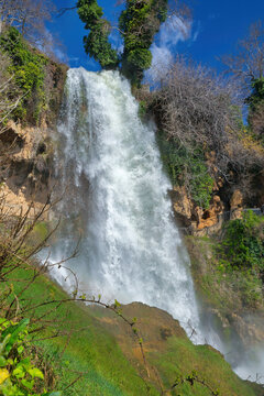Beautiful and famous waterfall, with awesome vegetation around. Incredible beauty, crystal waters. Edessa, Greece