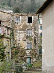 Fototapeta na wymiar The village of Biassa, near Spezzia (Liguria Italy).