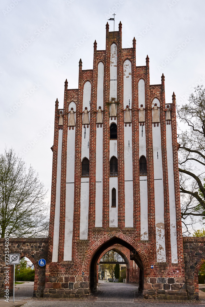 Poster Medieval fortification of the city gate in Neuebrandemburg