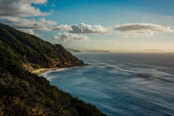 Fototapeta na wymiar Coastal vista captivates with its breathtaking natural beauty