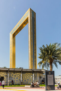 Dubai, UAE – February 20, 2024: The Dubai Frame, widely known as the Golden Frame Dubai and ‘the world’s largest picture frame’, is situated at the heart of Dubai, Zabeel Park. 