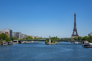 Cityscape of Seine river and District of Beaugrenelle. Paris, France. - obrazy, fototapety, plakaty