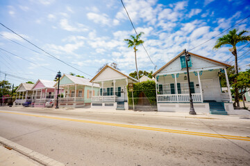 Historic style homes in Key West Florida USA 2024 - obrazy, fototapety, plakaty