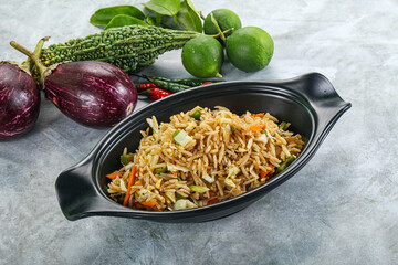 Stir fried rice with vegetables