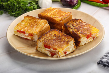 Hot sandwich cheese and tomato