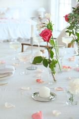 wedding table setting with flowers