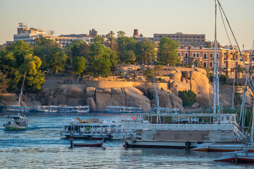 Felucca on the Nile, Full-flowing Nile, beautiful scenery of Egypt, Nubia - obrazy, fototapety, plakaty