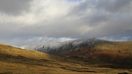 Obraz premium Winter landscape featuring the iconic Windermere Lake in the United Kingdom's Lake District
