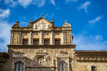 Facade of the Santa Cruz museum, former medieval hospital, in Toledo, Castilla la Mancha, Spain,...