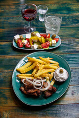gyros with french fries - 773340030