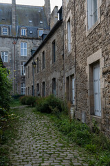 Naklejka premium scenic view along a medieval street, Dinan France