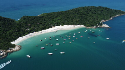 Obraz premium Imagens Aereas da Ilha do Campeche em Florianópolis