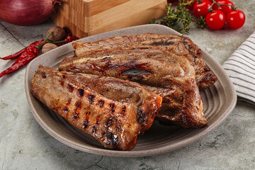 Grilled pork ribs with spices