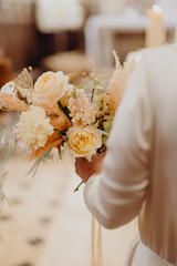 Le bouquet de fleurs de la mariée