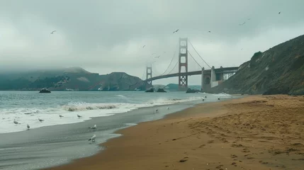 Glasschilderij Baker Beach, San Francisco Baker Beach in San Francisco, with its golden sands stretching along the shoreline, the iconic Golden Gate Bridge looming in the background