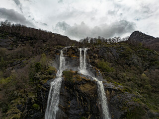 Acquafraggia waterfalls in Valchiavenna valley - 773476447