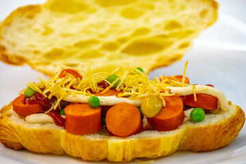 The best and most chic hot dog in the world, made with Croissant and refined ingredients