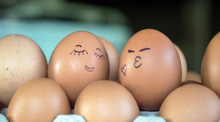 A chicken egg is drawn with lines expressing the feeling of falling in love.