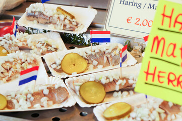 魚の漬け物の販売 - obrazy, fototapety, plakaty