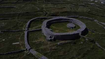 Dún Eochla is a superb stone ring fort located at the highest point on Inishmore in the Aran Islands. The inner walls measure approximately 5 metres in height, and over 3 metres in depth. Part 2.