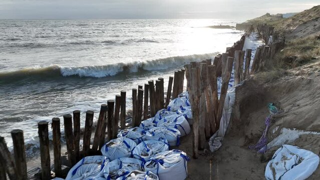 Dune protection against the tide at La Tranche sur Mer, France