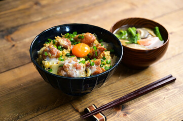 唐揚げ丼