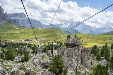 Fototapeten Telecabina Sassolungo, South Tyrol, Italy © robertdering