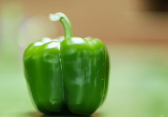 Close up green bell pepper - 774023614